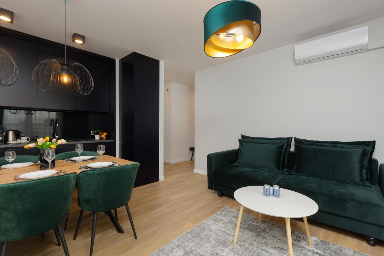 Habicha Three-room With Parking By Renters * Warszawa