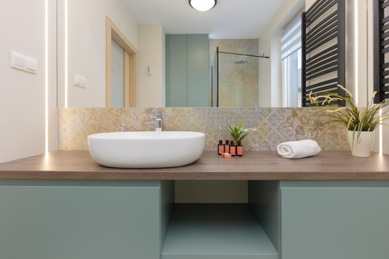 Leilighet Habicha Three-room With Parking By Renters